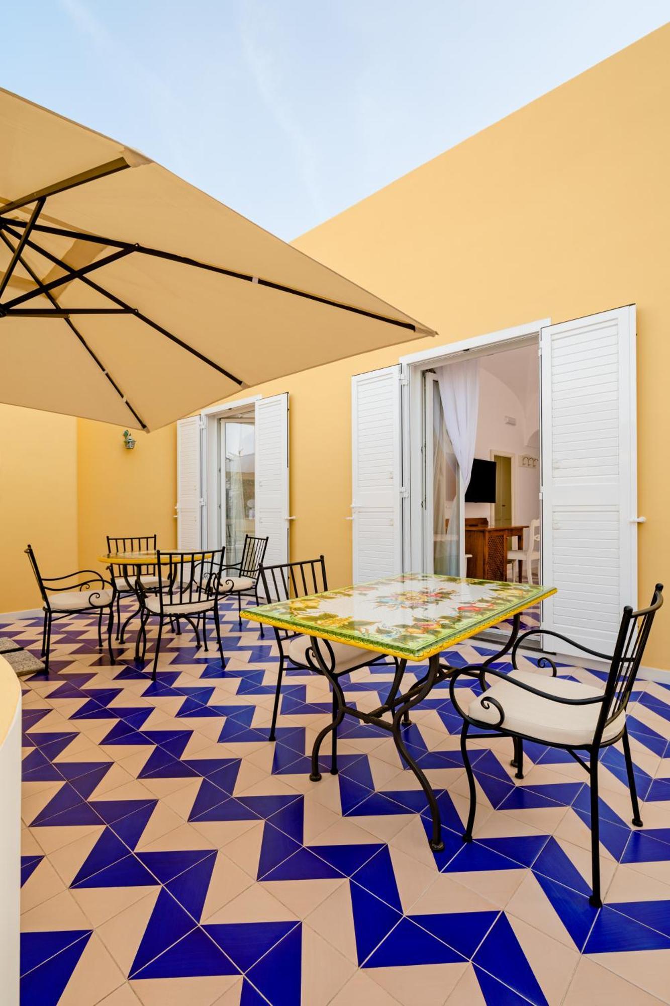 איסקיה Hotel Da Raffaele מראה חיצוני תמונה