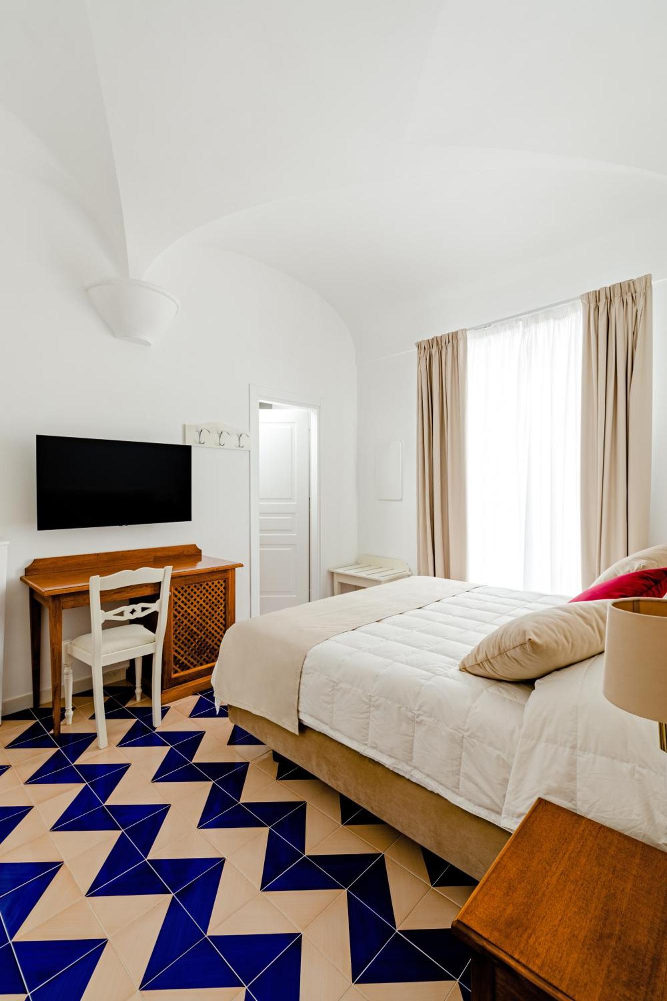 איסקיה Hotel Da Raffaele מראה חיצוני תמונה