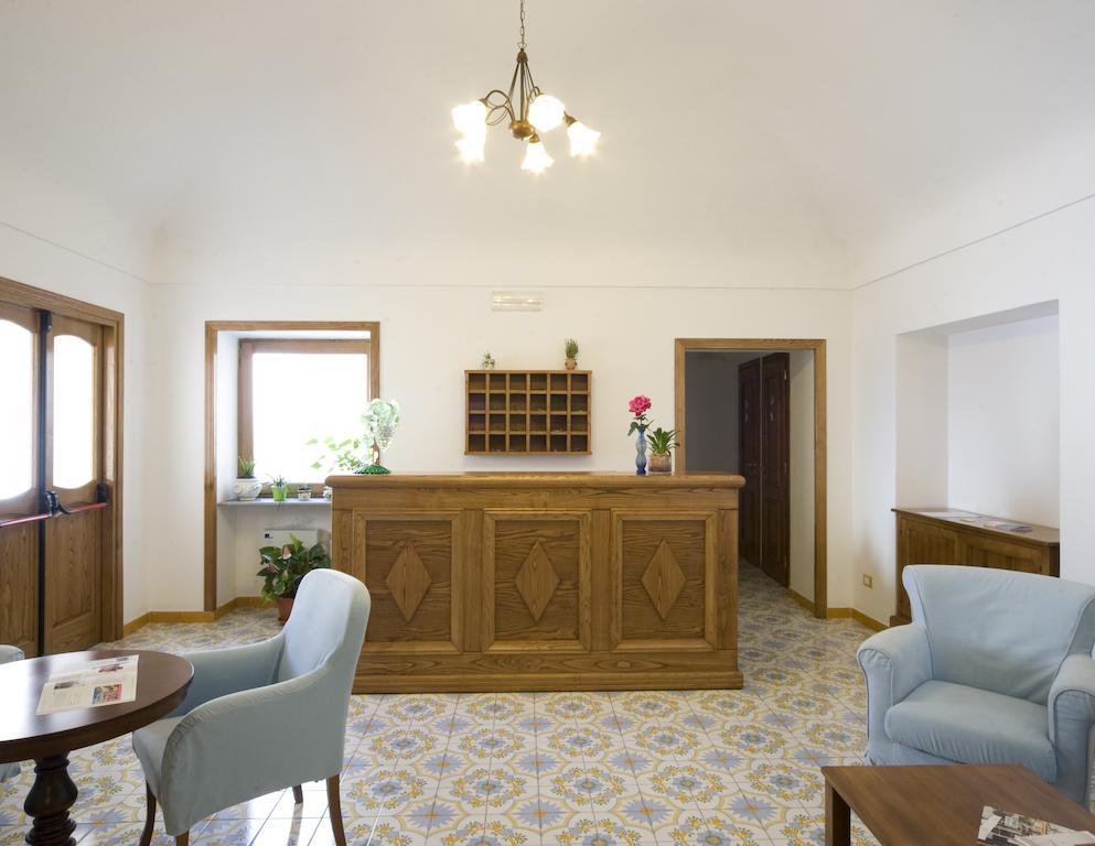 איסקיה Hotel Da Raffaele מראה חיצוני תמונה